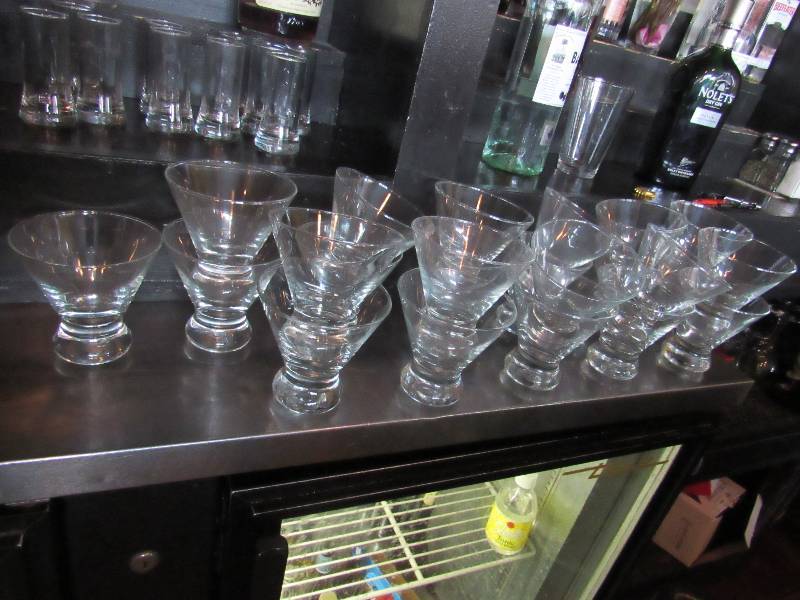 lot 1656 image: Tapered Martini Glasses