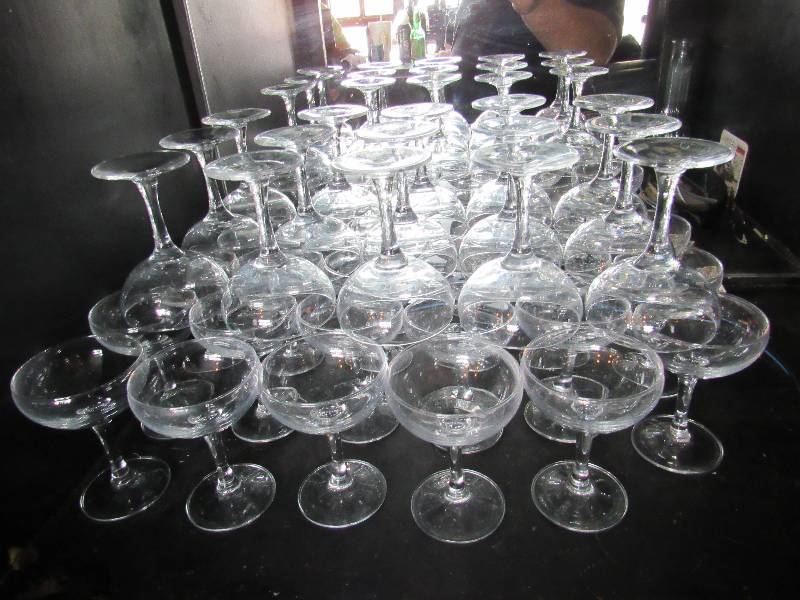 lot 1663 image: Lot of Sherry Glasses