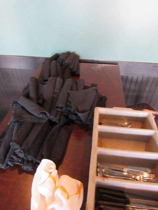 lot 1690 image: Lot Of Silverware And Napkins