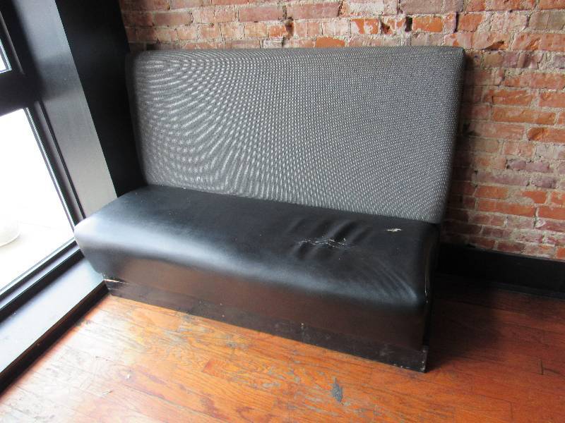 lot 1718 image: Pair Of Matching 58 Single Booth Seats