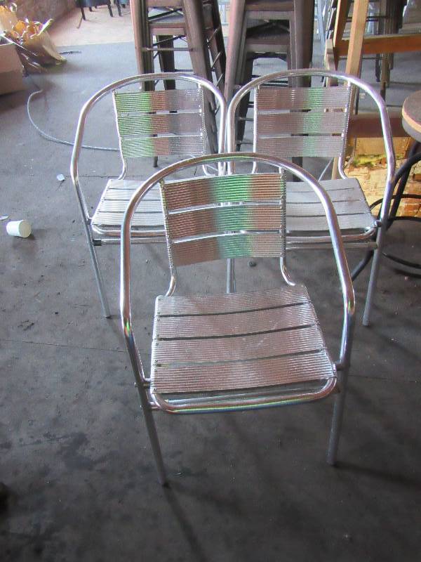 lot 1802 image: Lot Of (3) Light Weight All Aluminum Chairs