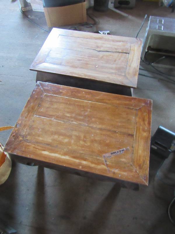 lot 1844 image: Pair Of Matching Vintage Style End And Coffee Tables