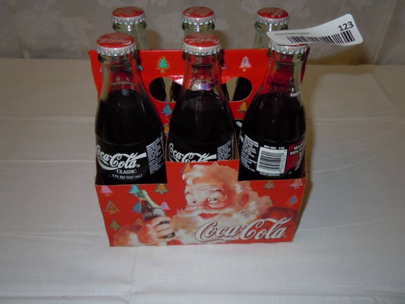 lot 123 image: Coca Cola Collectible