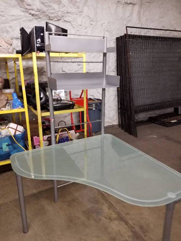 lot 8 image: Glass and Metal Desk