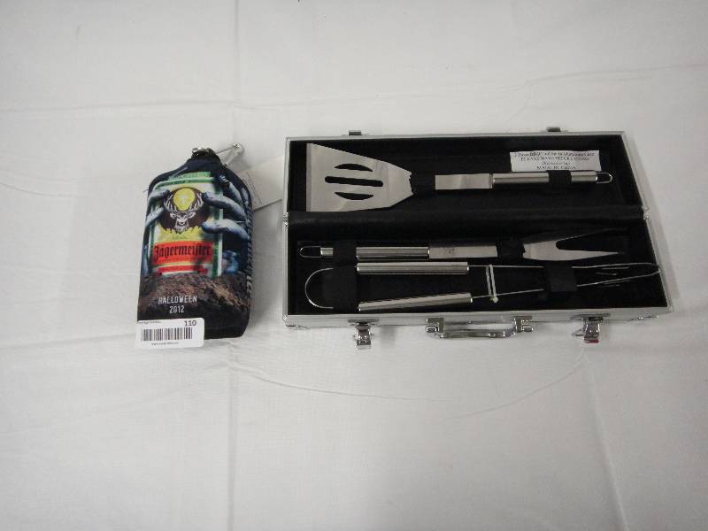 lot 110 image: Lot of Random Items