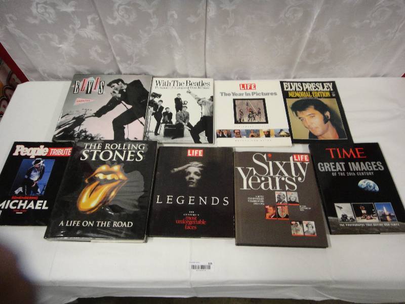 lot 106 image: Lot of Books
