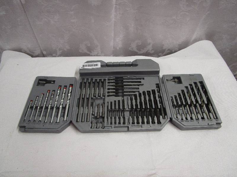 lot 261 image: Tool Set