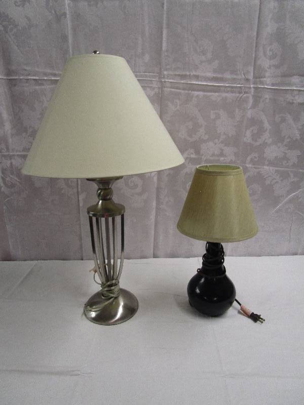 lot 270 image: Pair of Lamps