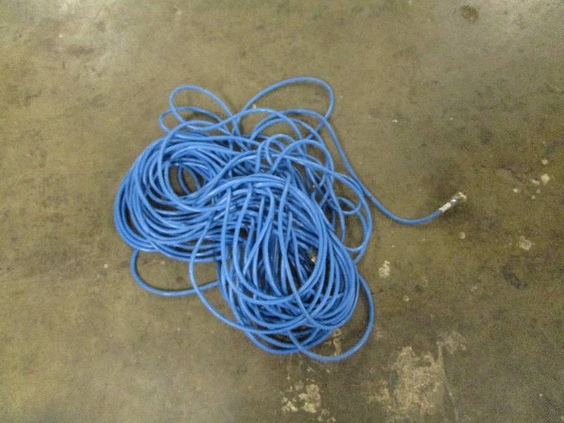 lot 325 image: Heavy Duty Extension Cord
