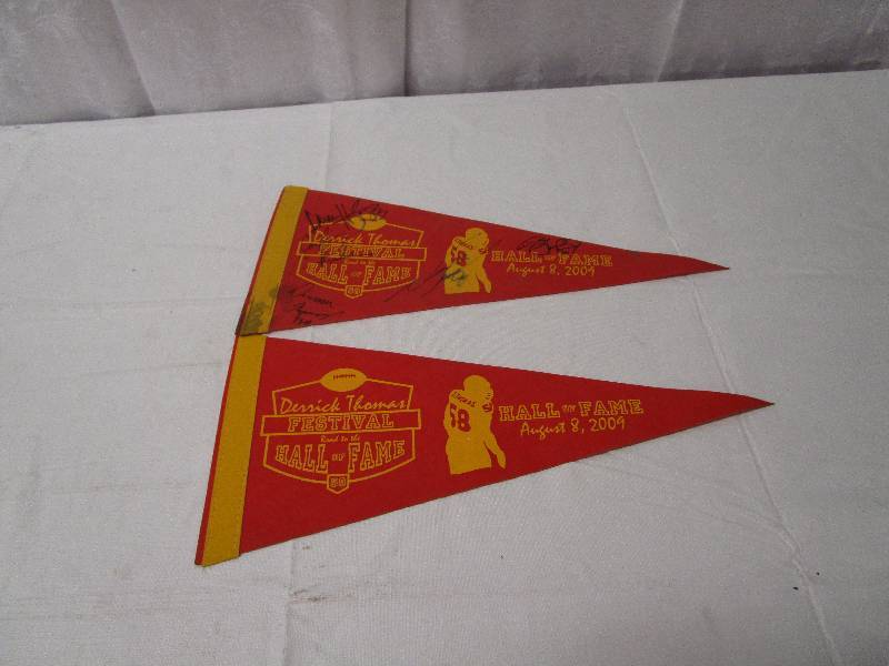 lot 337 image: Hall of Fame Pennants Signed