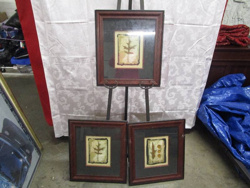 lot 346 image: Wall Dcor