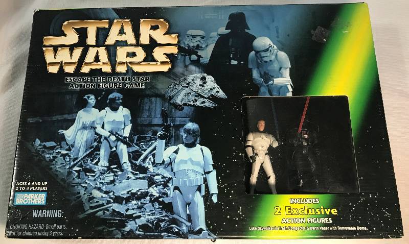 lot 2189 image: STAR WARS - Escape the Death Star Action Figure Game - with Action Figures
