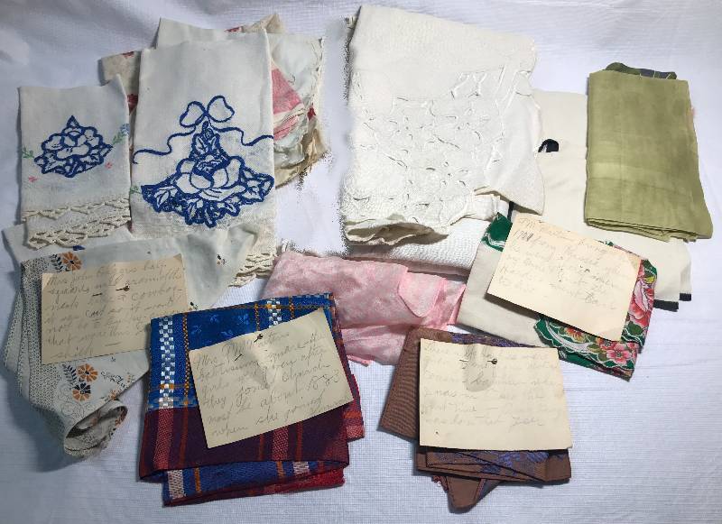 lot 2197 image: Very OLD VINTAGE Handkerchiefs cloth Sewing Baptism Square and MISC - 1883 - 1901