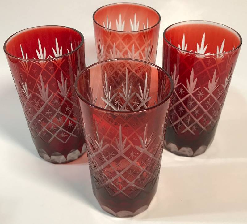 lot 2286 image: 4 Red Cut to Clear 7 oz Glasses