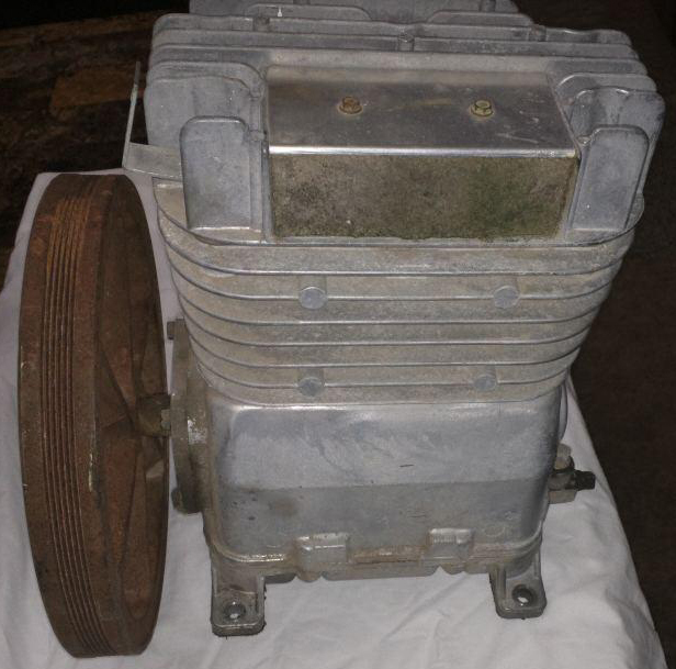 lot 9000 image: Compressor for Vertical Air Tank