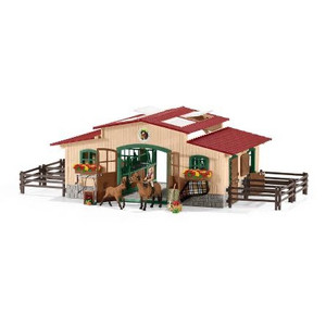 lot 67129 image: Schleich Stable with Horses and Accessories