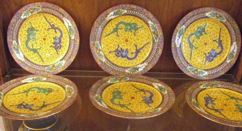 lot 6288 image: Set of 6 DRAGON plates- ornate Asian decorated