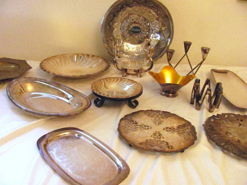 lot 6311 image: Big Collection of Deco Silver Plate and More