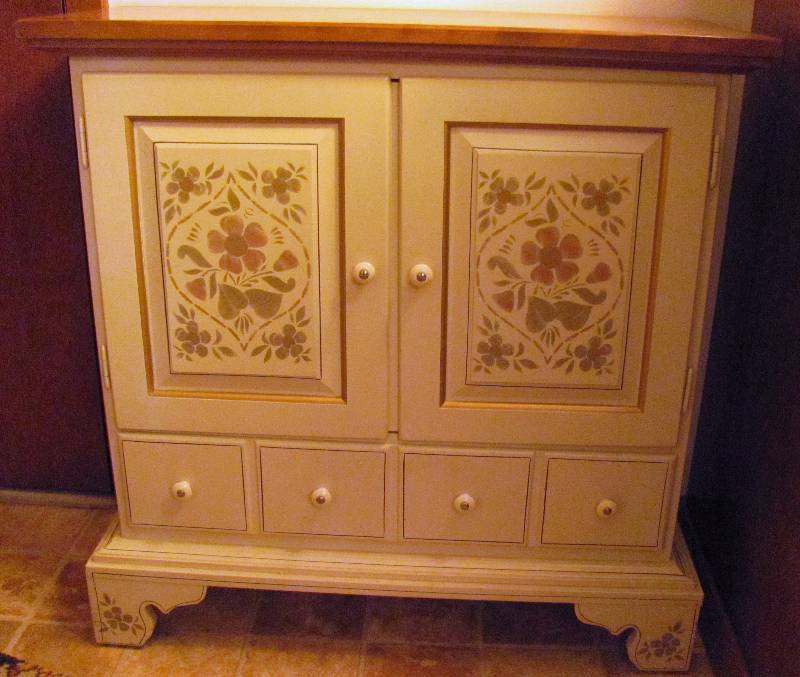 lot 6319 image: Very, Very Cute Console Cabinet with Drawer & Mirror