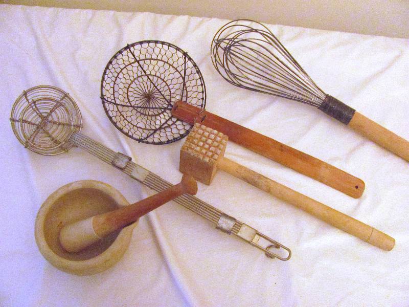 lot 6341 image: Mortar  Pestel & Old Kitchen Wares
