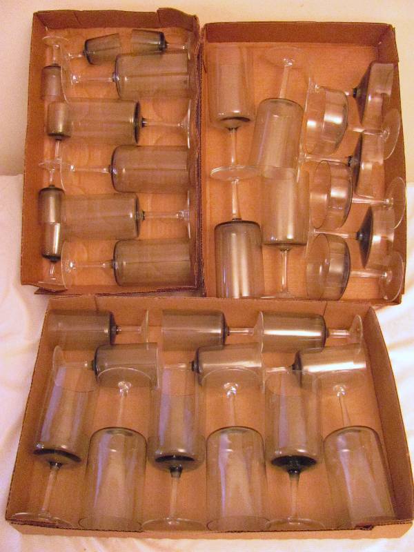 lot 6356 image: Huge Lot of Stem Ware 34 Pieces