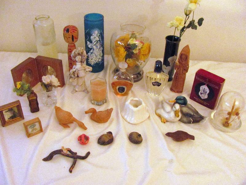 lot 6358 image: Home Decor, Perfumes & Candles
