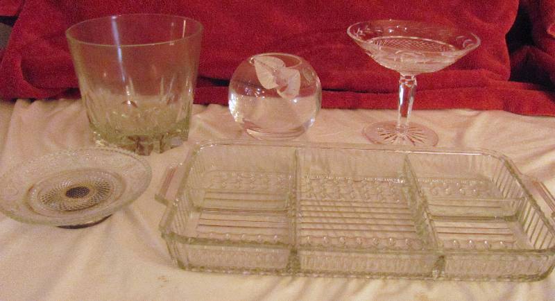 lot 6371 image: Glass Ware - Very Decorative
