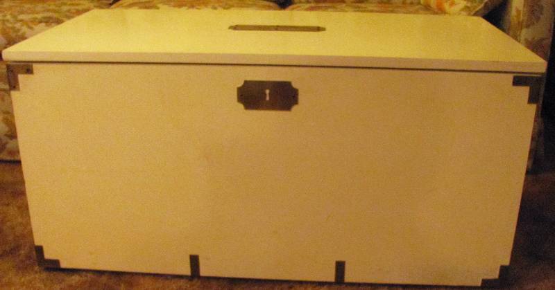 lot 7008 image: White Storage Chest