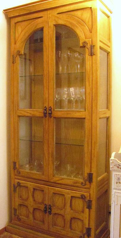 lot 7070 image: Wood and Glass China  Curio Cabinet
