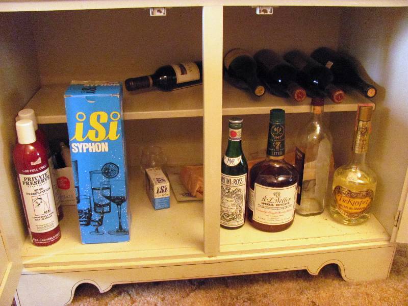 lot 7073 image: Contents of Dry Sink Cabinet - Age Unknown