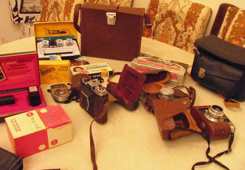 lot 7079 image: Huge Lot of VINTAGE CAMERA Equipment and Accessories