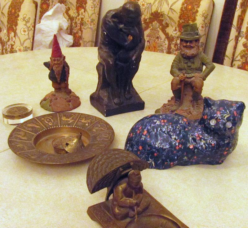 lot 7081 image: Home Decor - Nice Assortment - Please Look at Pictures