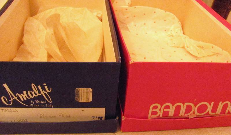 lot 7082 image: 4 Pairs of Womens Shoes 7N - Brand Name - Amalfi - VIA SPIGA - I. Miller - Impo