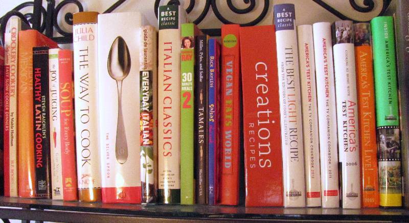 lot 7085 image: Big Lot of Cookbooks - Approx. 35 Books