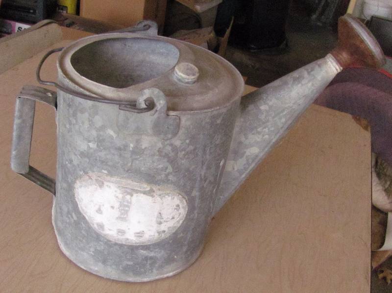 lot 7122 image: Vintage Galvanized Watering Can - Garden Time or Decoration