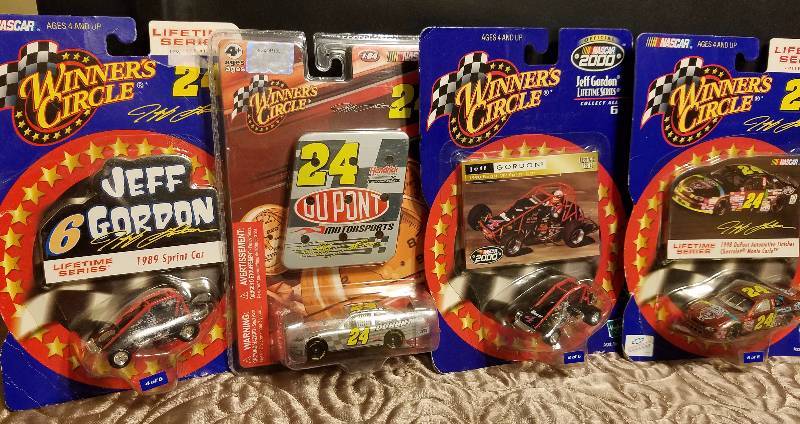lot 7862 image: JEFF GORDON #24 Winners Circle NASCAR Lifetime Series Miniature Race Cars NEW in Packages