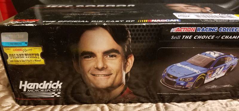 lot 7865 image: JEFF GORDON #24 Lionel NASCAR 124 Scale Stock Car in BOX - GOLDEN TICKET
