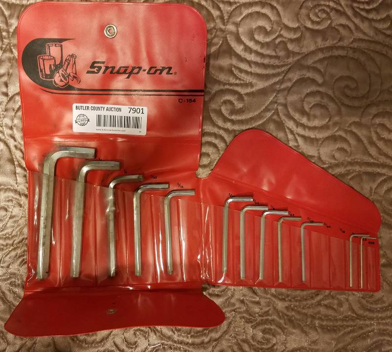 lot 7901 image: Snap-On 12 Piece Allen Wrench Set -  SNAP-ON 