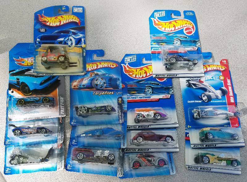 lot 7955 image: HUGE LOT - 16 HOT WHEELS Cars - Collection - Build Your Collection Now