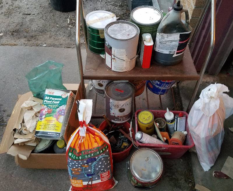 lot 7982 image: Misc. Garage Items