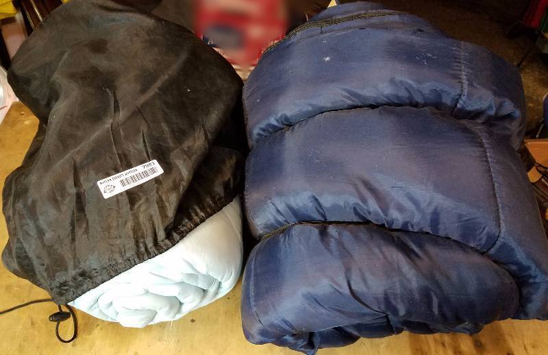 lot 7991 image: Sleeping Bags