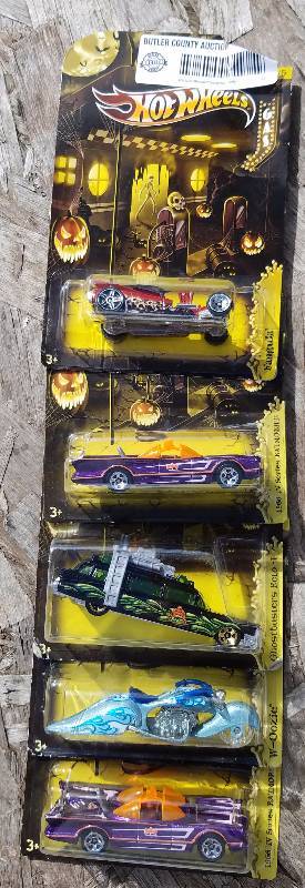 lot 7853 image: Lot of 6 HOT WHEELS - HALLOWEEN EDITION - scary-cool - NEW IN PACKAGES