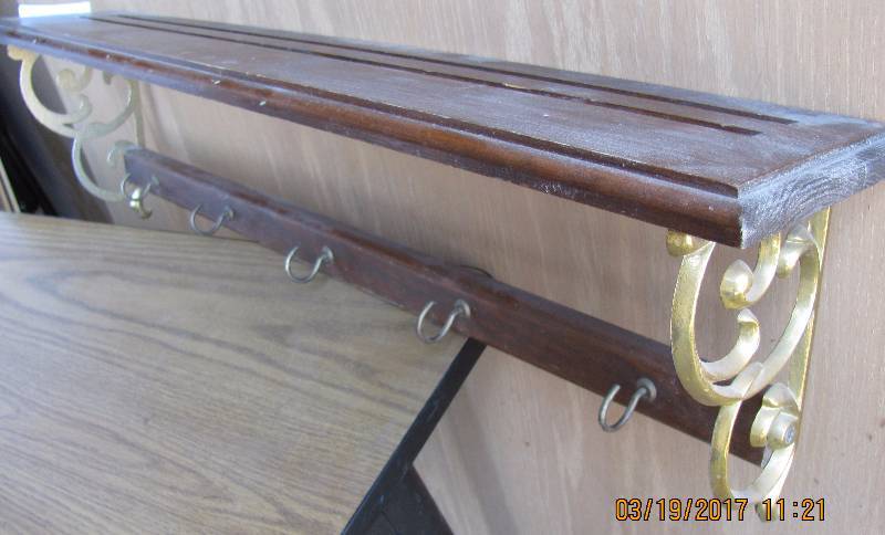 lot 6004 image: Hanging shelf with cup hooks and plate ridge - nice for your kitchen