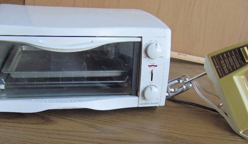 lot 6020 image: Toaster Oven and Vintage GE hand mixer