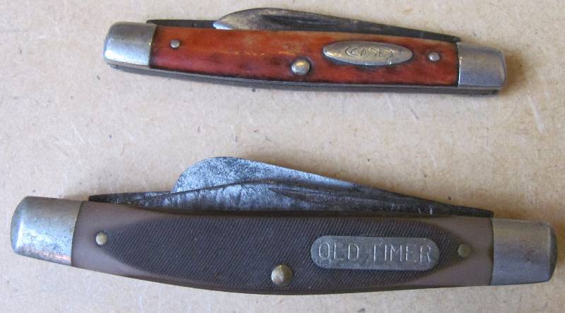 lot 6153 image: Lot of 2 pocket knifes - 1 CASE brand, 1- OLD TIMER brand