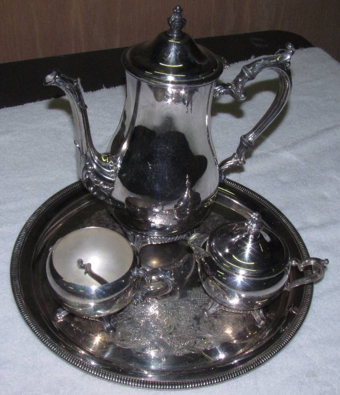 lot 6181 image: Tea Set - collectible pretty