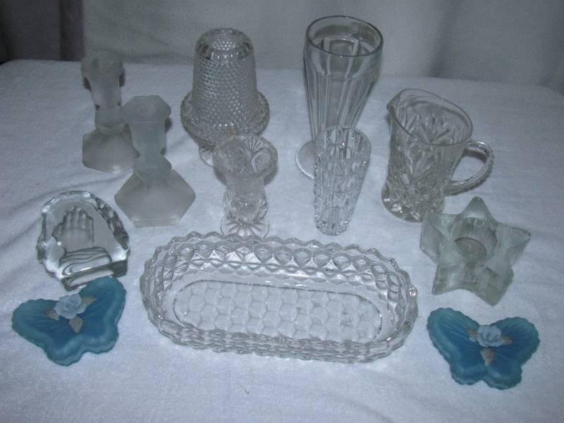 lot 6209 image: Lot of pretty glassware - candle sticks, dishes, butterfly, star candle holder and more