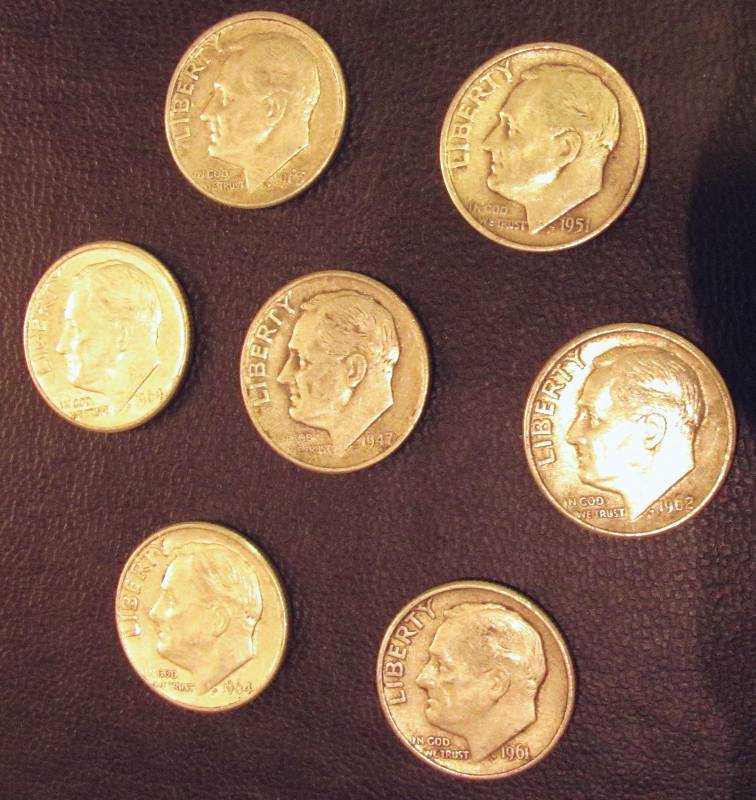 lot 6255 image: 90% Silver Roosevelt Dimes - QTY 7