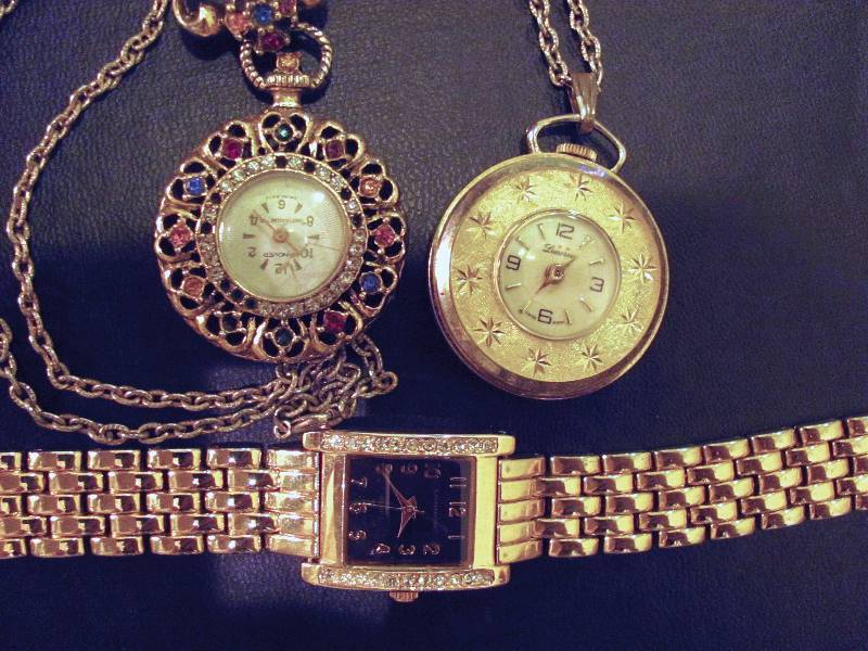 lot 6265 image: 3 watches - Lucerno - Hanover - London