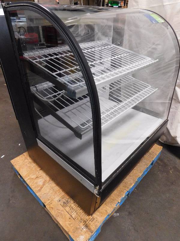 lot 1226 image: True Glass Display